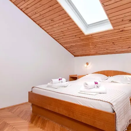 Apartment Nivia