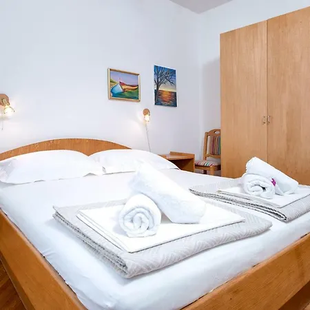 Nivia Apartment Jelsa (Hvar)